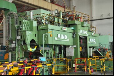 意大利制造计算机控制铜板带四辊可逆冷轧机.jpg 意大利制造计算机控制铜板带四辊可逆冷轧机.jpg